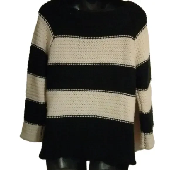 Sanctuary size large black/ cream striped sweater. So pretty for winter. - Picture 5 of 11
